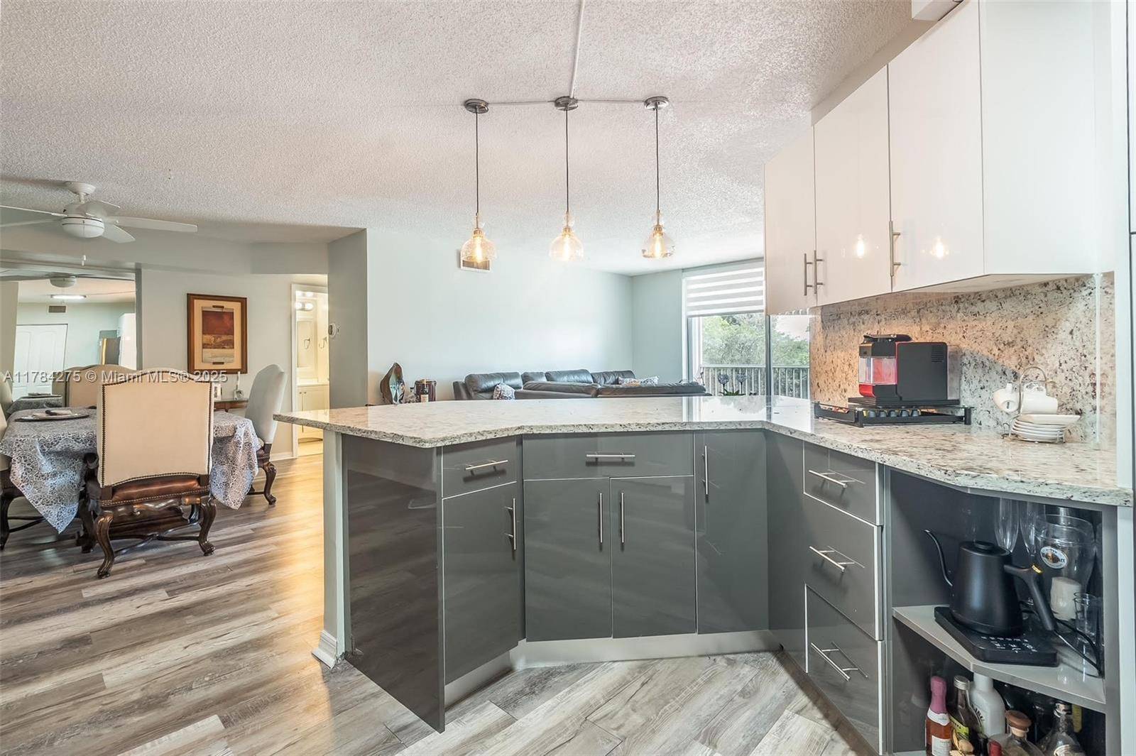 Delray Beach, FL 33484,5962 Morningstar Cir #304
