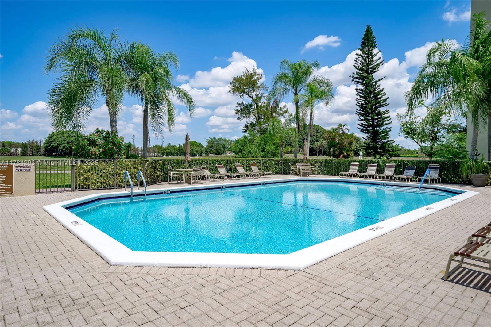 Lauderhill, FL 33319,7400 Radice Ct #405