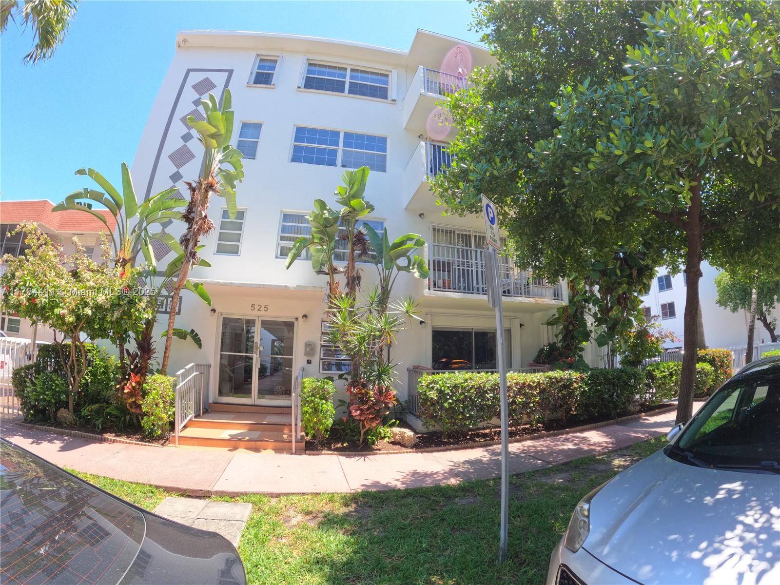 Miami Beach, FL 33139,525 Meridian Ave #105