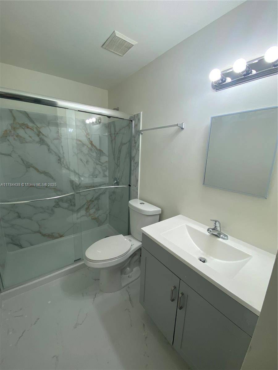 Miami, FL 33193,8250 SW 149th Ct #8-201