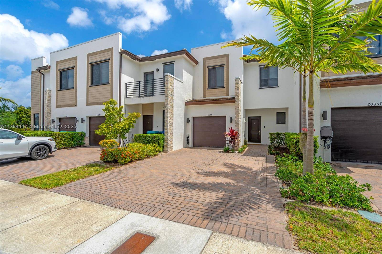 Miami, FL 33179,20865 NE 7th Ct
