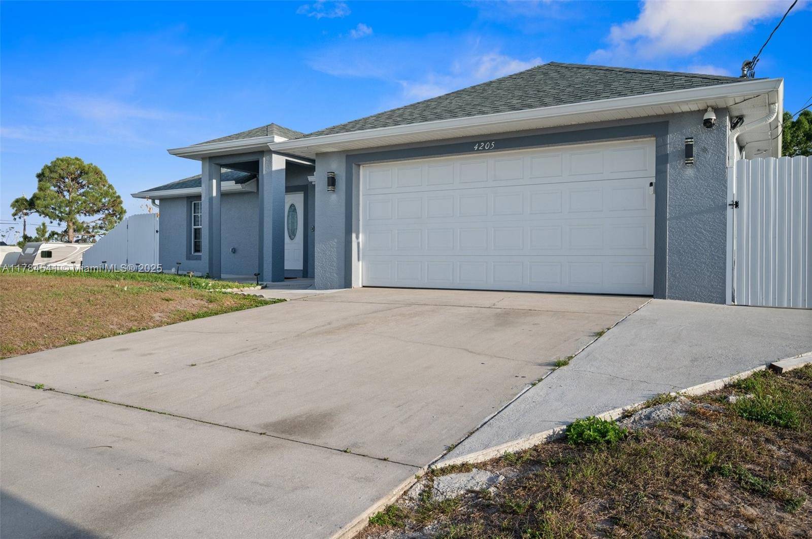 Lehigh Acres, FL 33976,4205 SW 27 th st