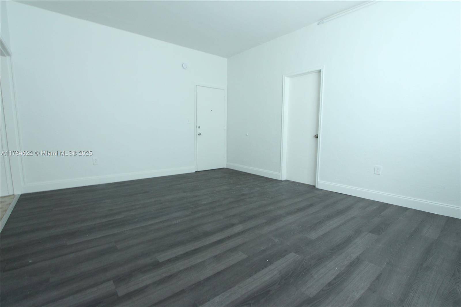 Miami Beach, FL 33139,1115 Euclid Ave #11