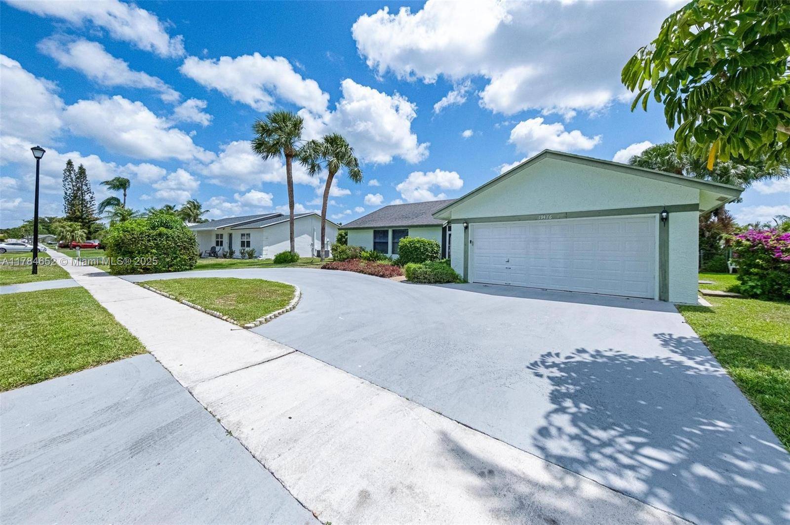 Boca Raton, FL 33434,19476 Carolina Cir
