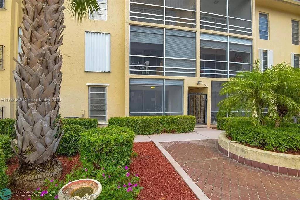 Boca Raton, FL 33432,331 SW 8th St #1-C-E
