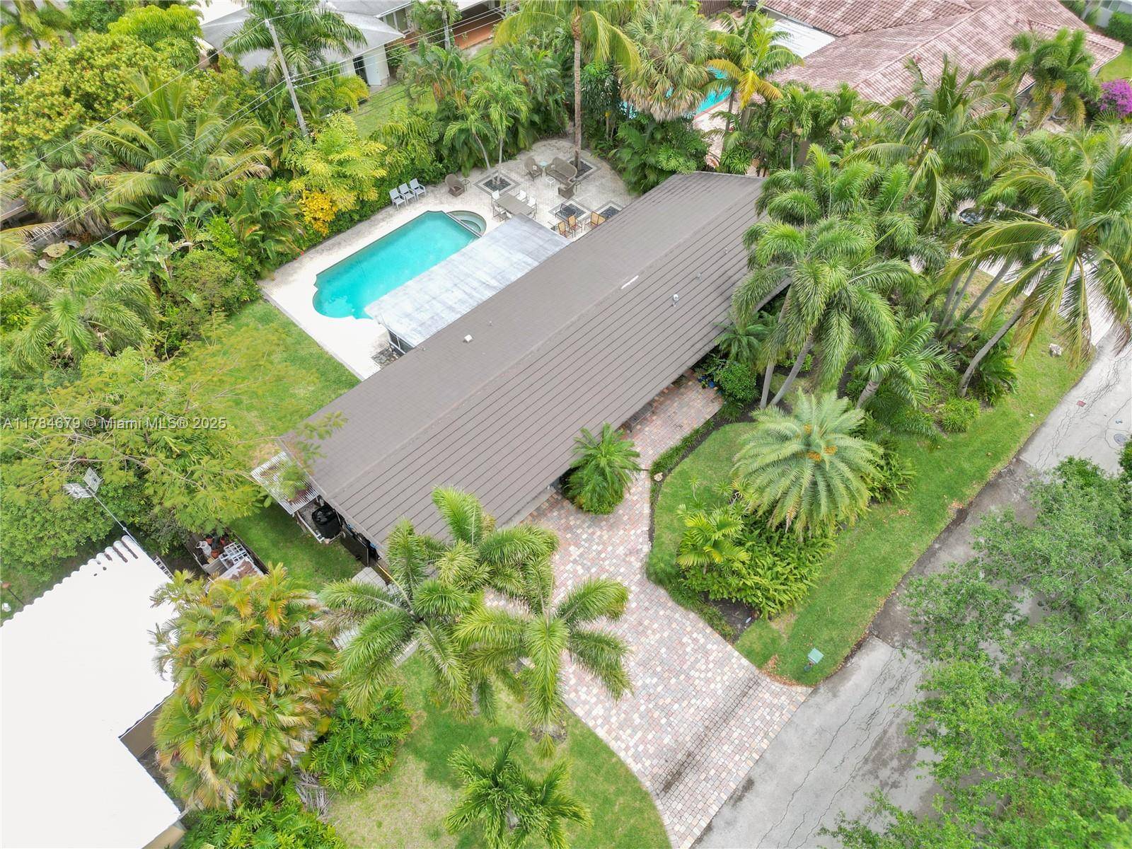 Fort Lauderdale, FL 33305,2528 NE 26th Ter