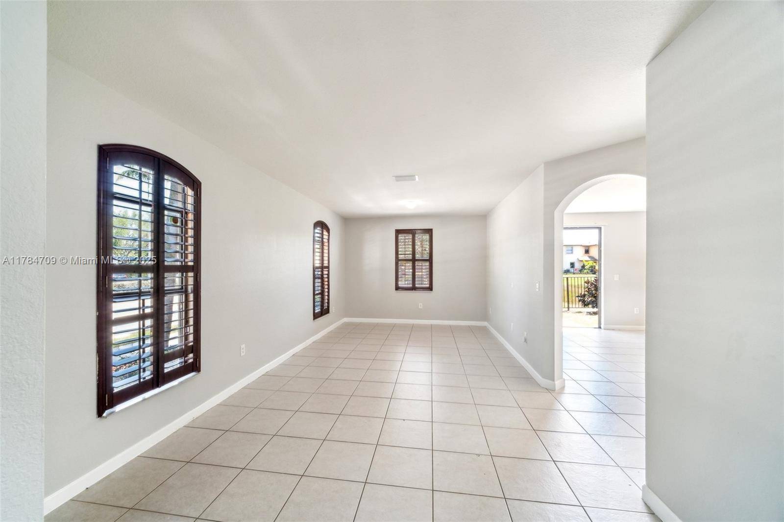 Homestead, FL 33032,11302 SW 238th St