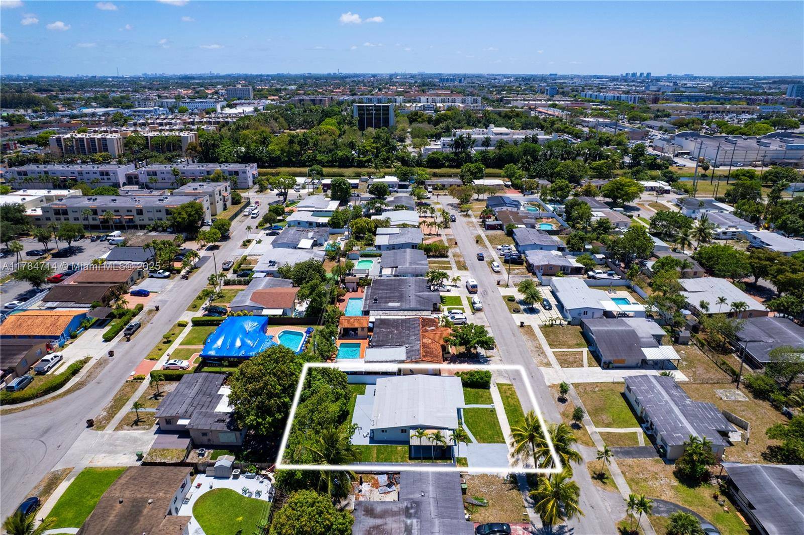Hialeah, FL 33012,5397 W 14th Ct