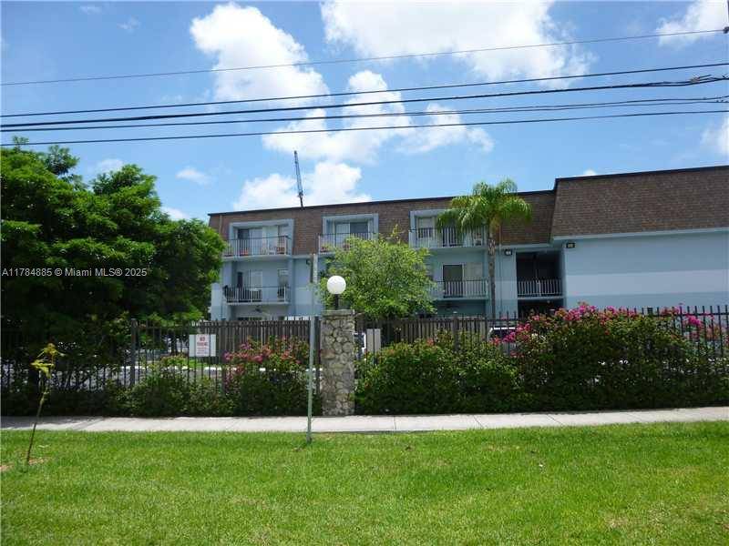 Miami, FL 33156,9621 SW 77 AV #205B