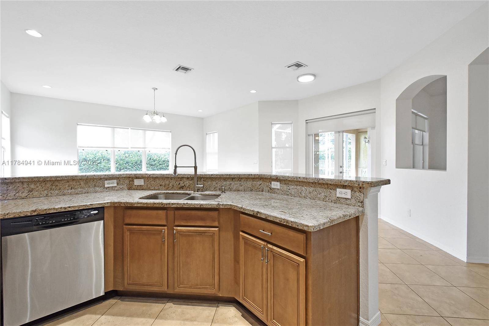 Weston, FL 33332,4339 W Whitewater Ave