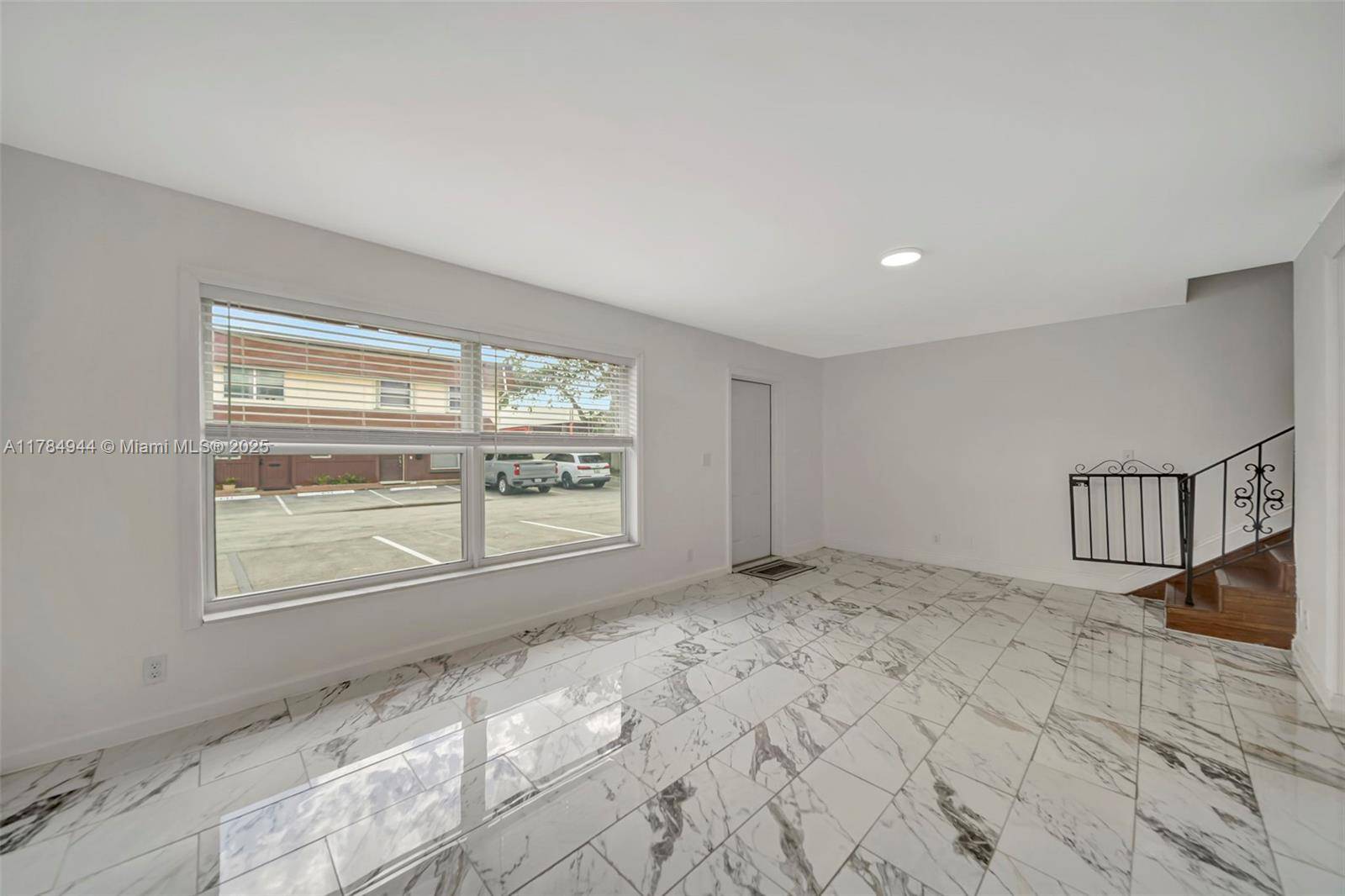 Davie, FL 33314,4165 SW 66th Way #137