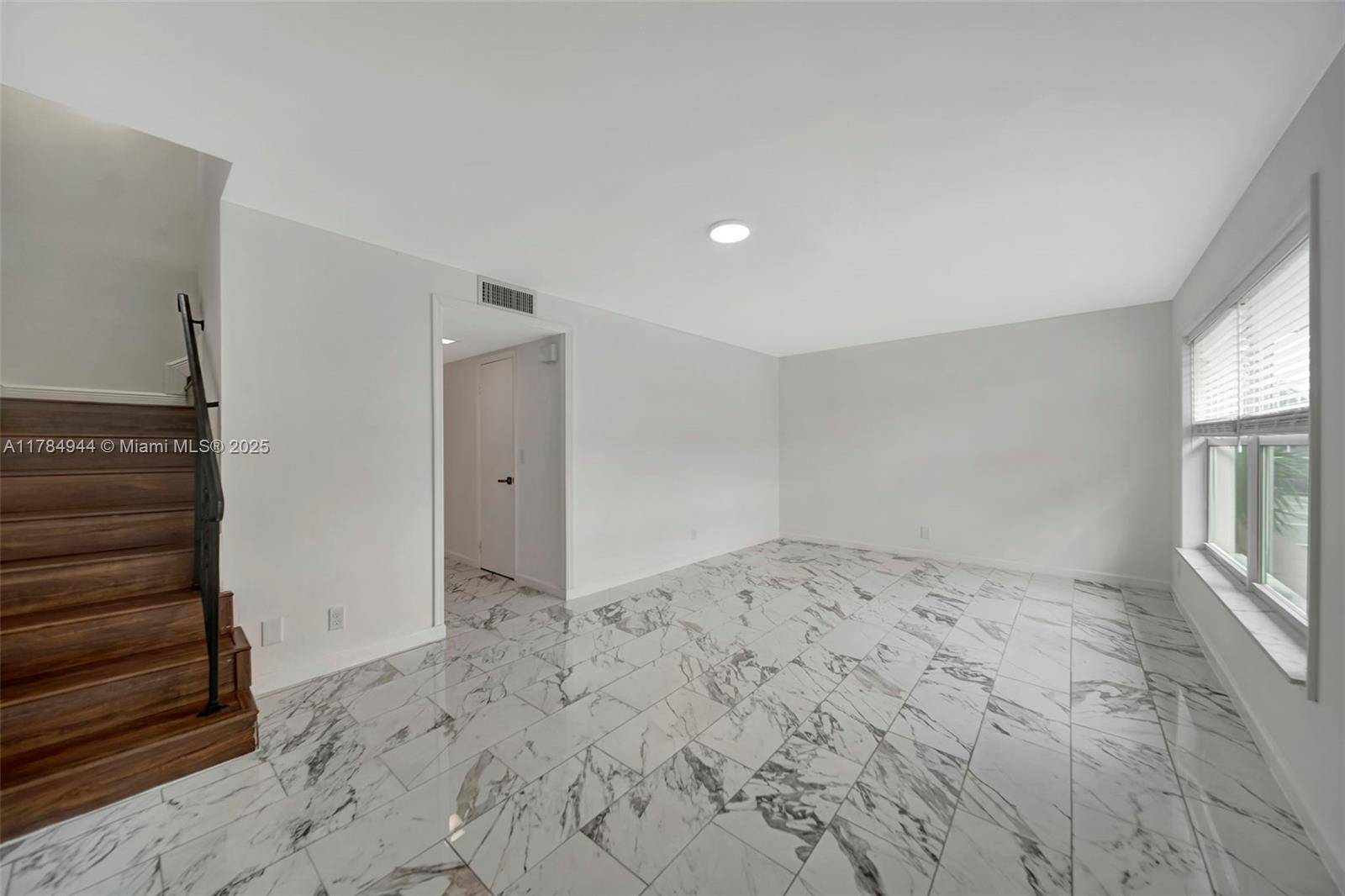Davie, FL 33314,4165 SW 66th Way #137