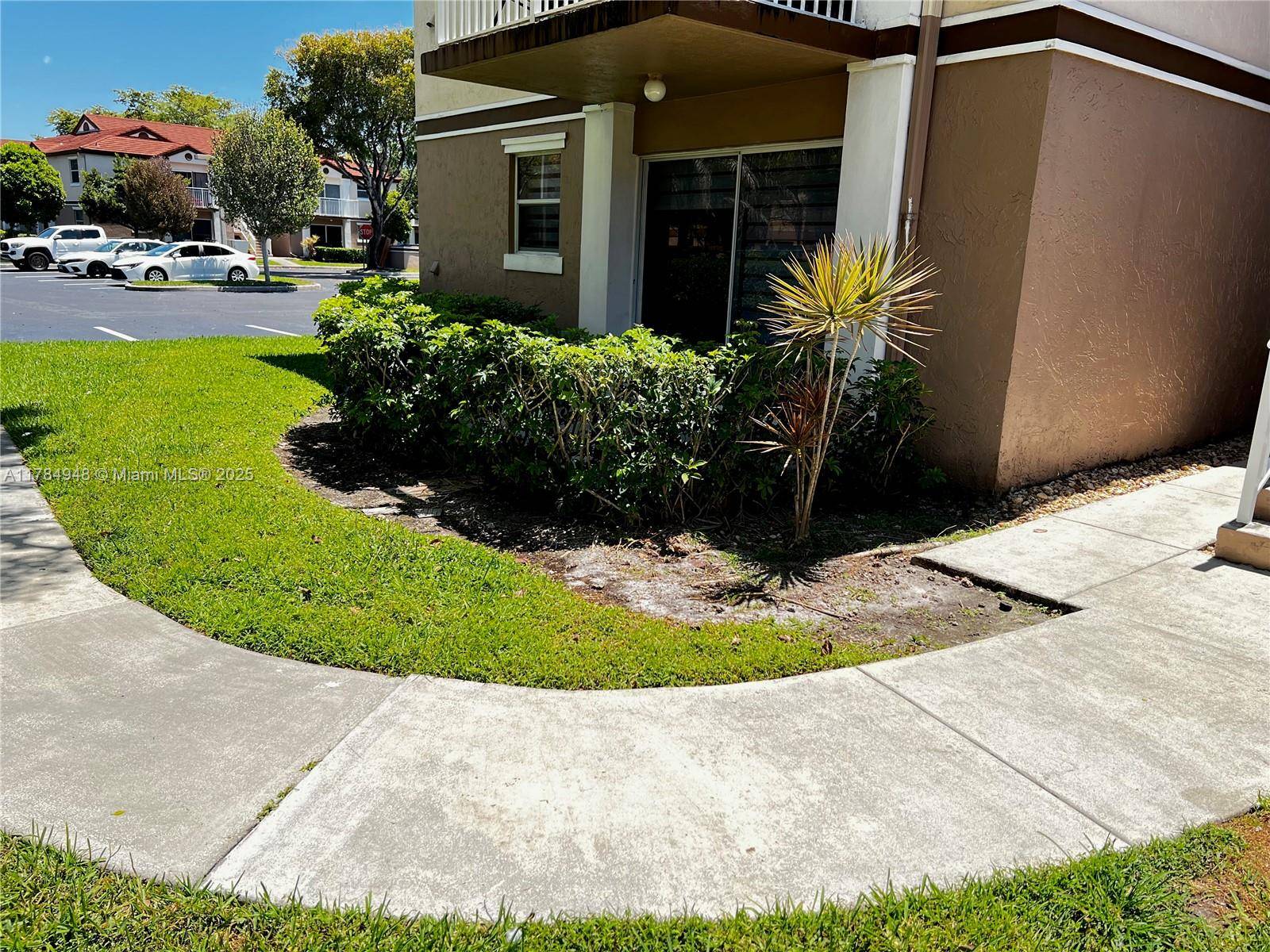 Pembroke Pines, FL 33025,Address not disclosed