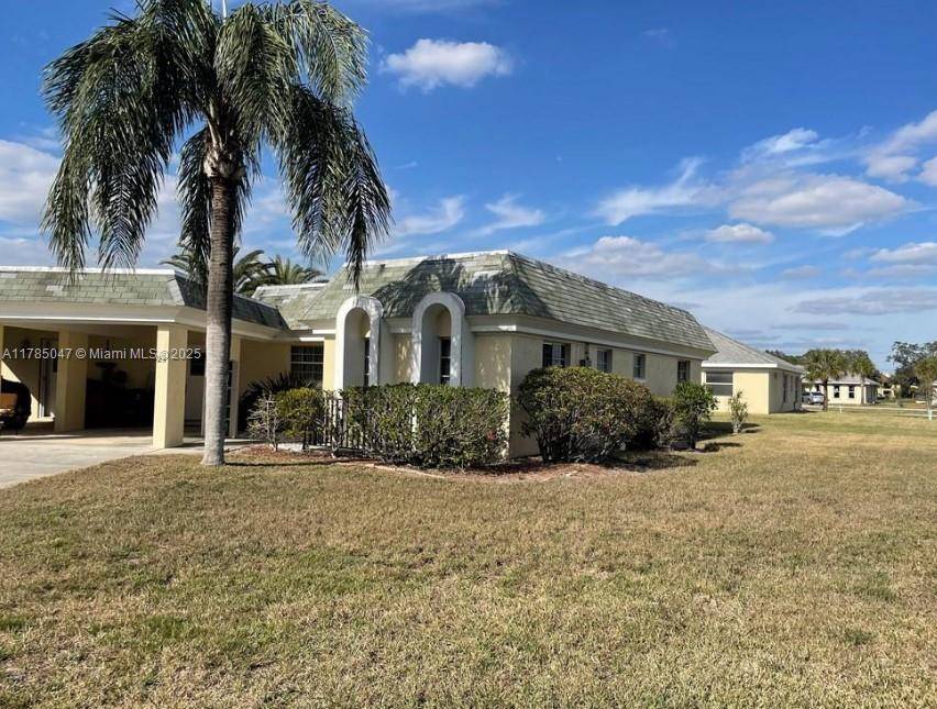 Lehigh Acres, FL 33936,23 East Greens