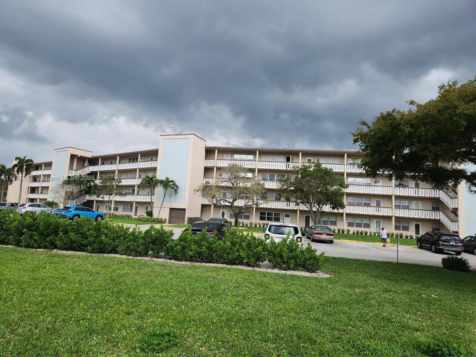 West Palm Beach, FL 33417,Address not disclosed