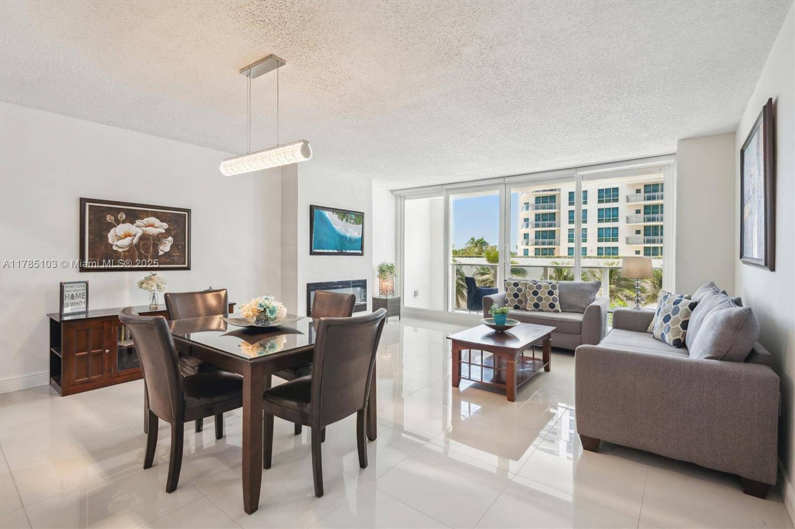 Hollywood, FL 33019,3505 S Ocean Dr #417