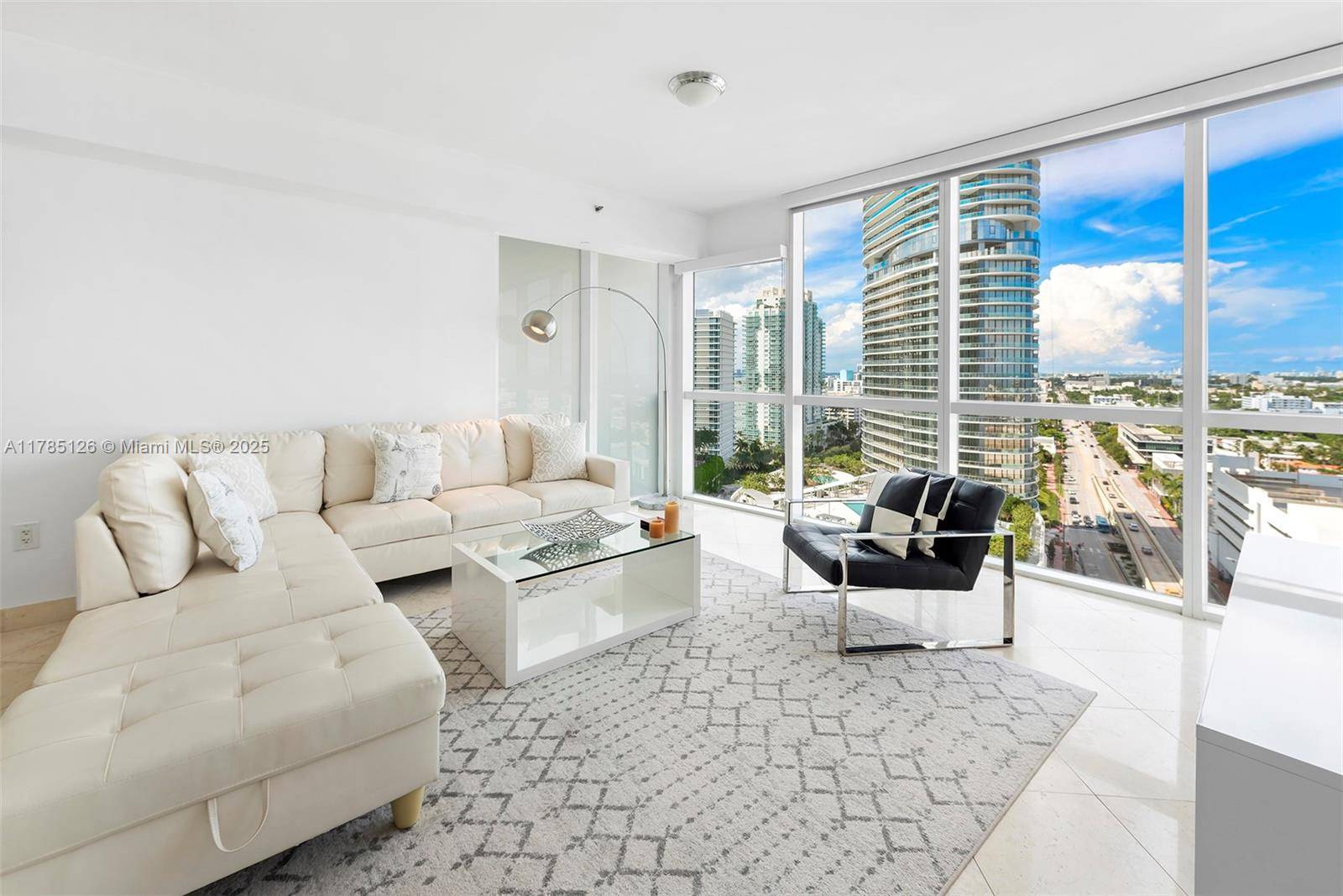 Miami Beach, FL 33139,450 Alton Rd #1708