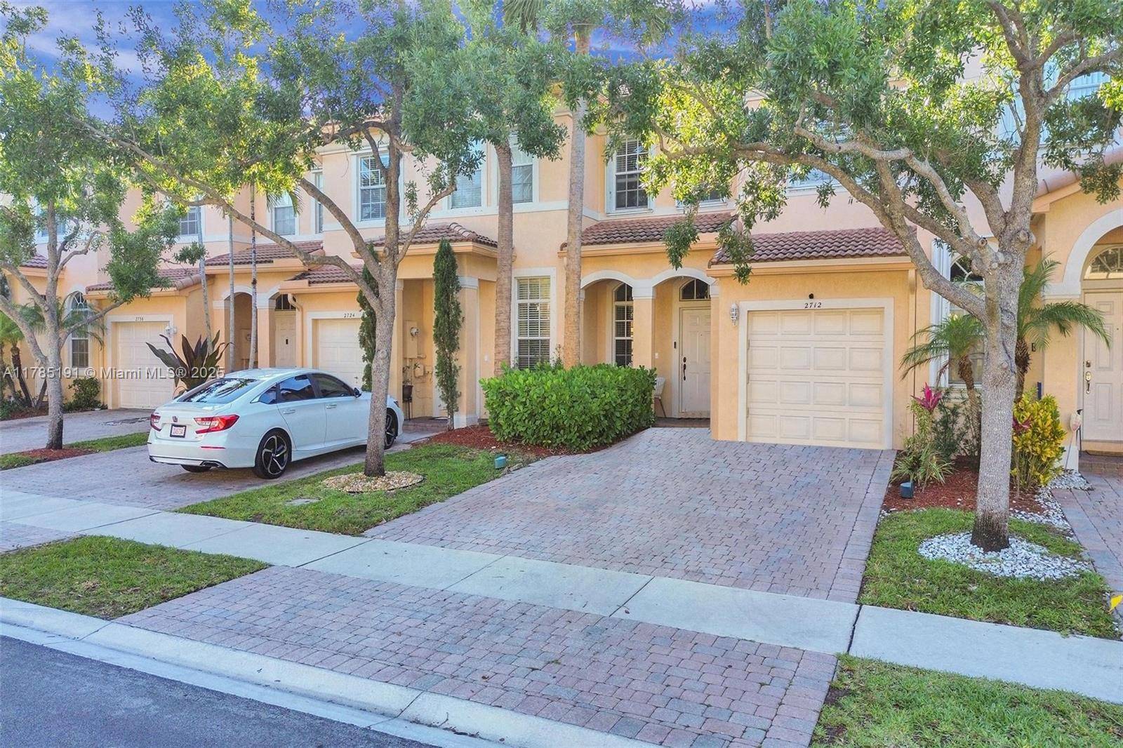 Miramar, FL 33025,2712 SW 84th Ter #104