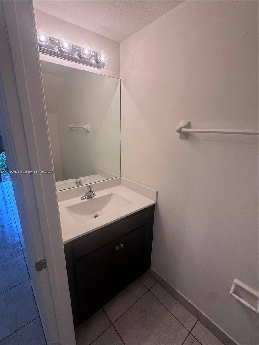 Homestead, FL 33032,11422 SW 250th St