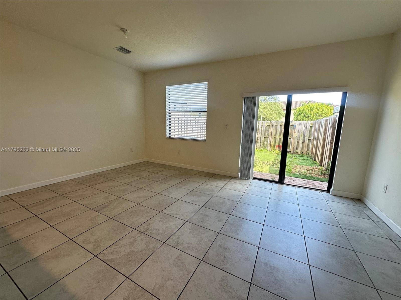 Homestead, FL 33032,11422 SW 250th St