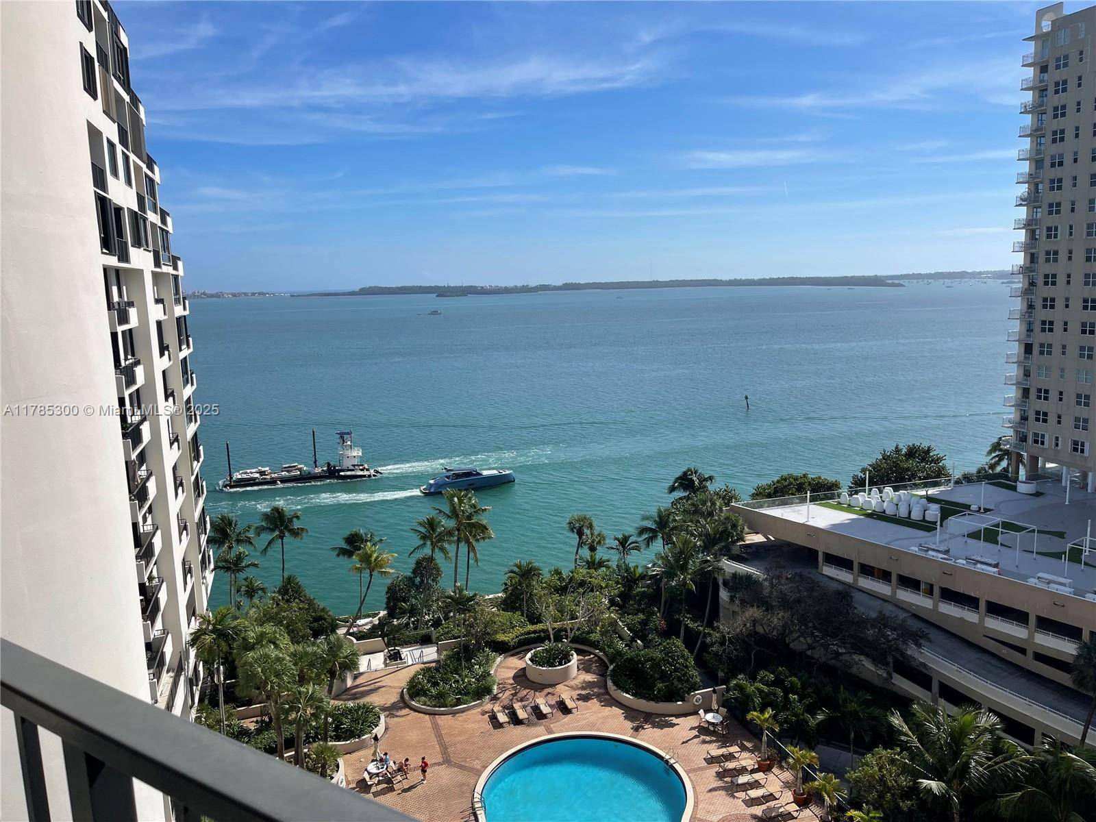 Miami, FL 33131,520 Brickell Key Dr #A1211