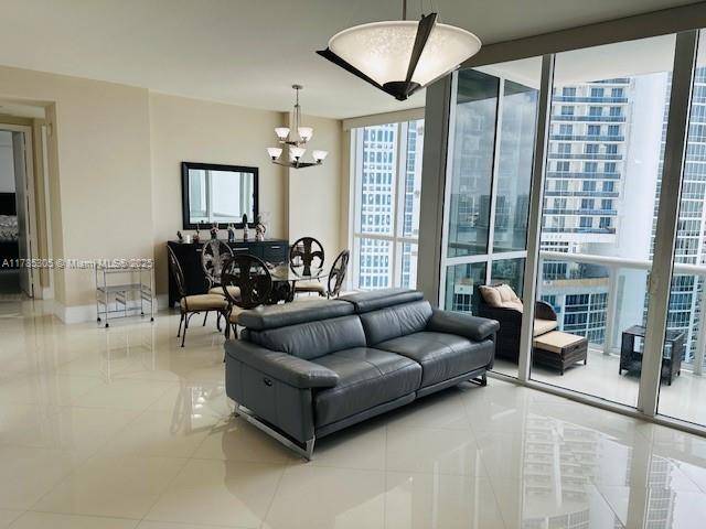 Sunny Isles Beach, FL 33160,18201 Collins Ave #3407
