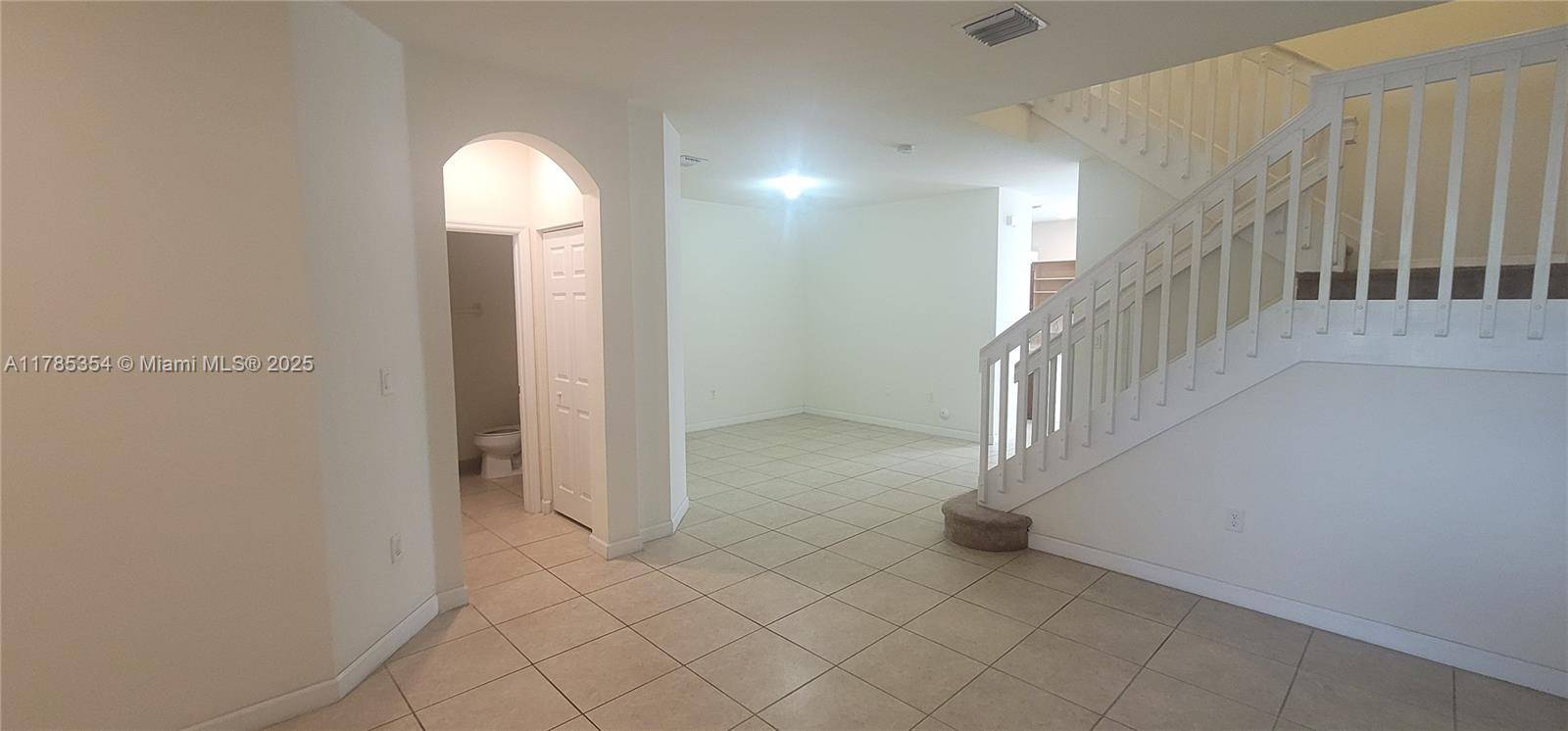 Hialeah, FL 33018,9339 W 34th Ct #9339