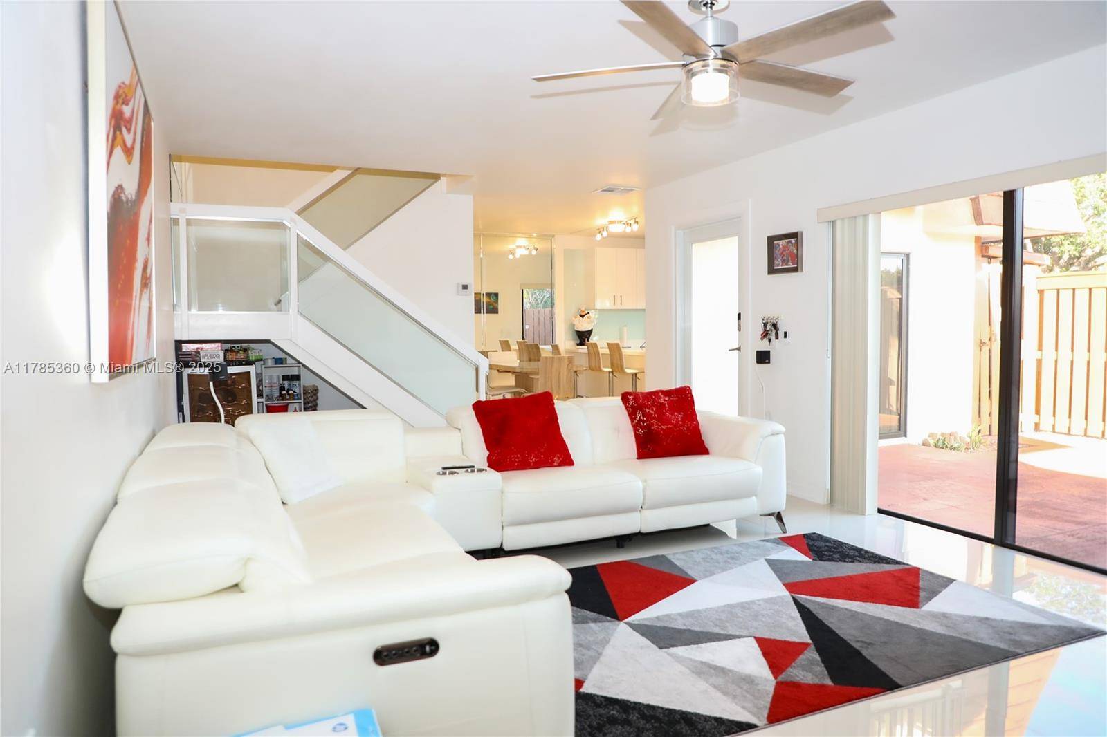 Tequesta, FL 33469,3900 County Line Rd #10C