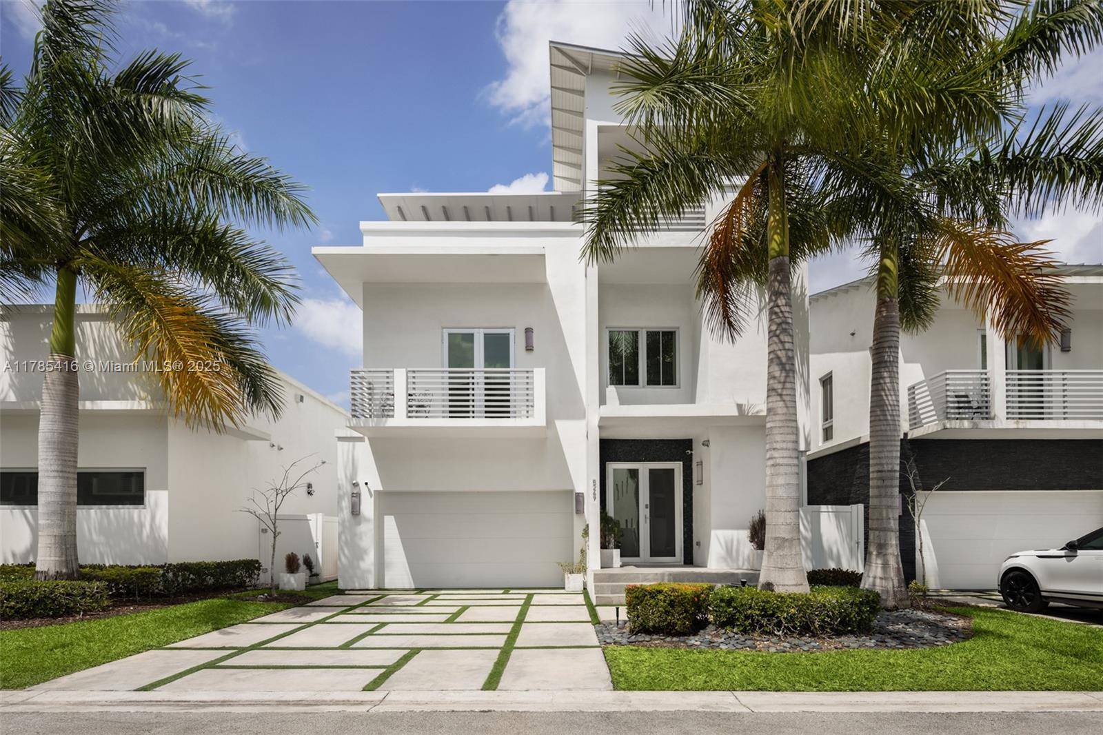 Doral, FL 33122,8249 NW 33rd Ter