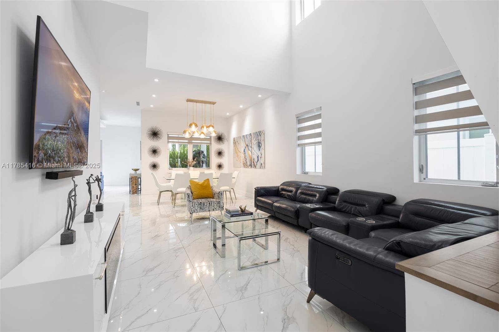 Doral, FL 33122,8249 NW 33rd Ter