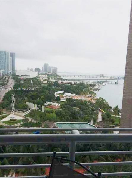 Miami, FL 33131,325 S Biscayne Blvd #2122