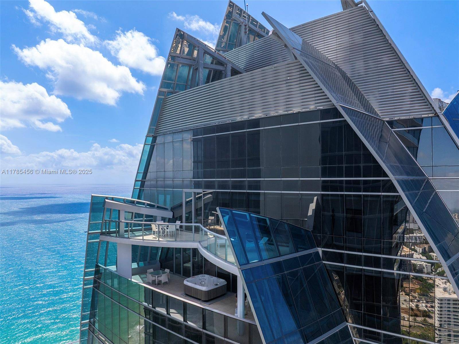 Sunny Isles Beach, FL 33160,17121 Collins Ave #PH4806
