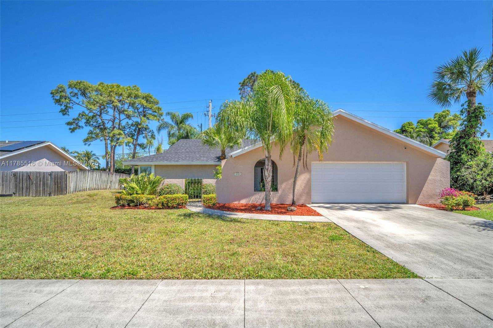 Royal Palm Beach, FL 33411,230 S Parkwood Dr S
