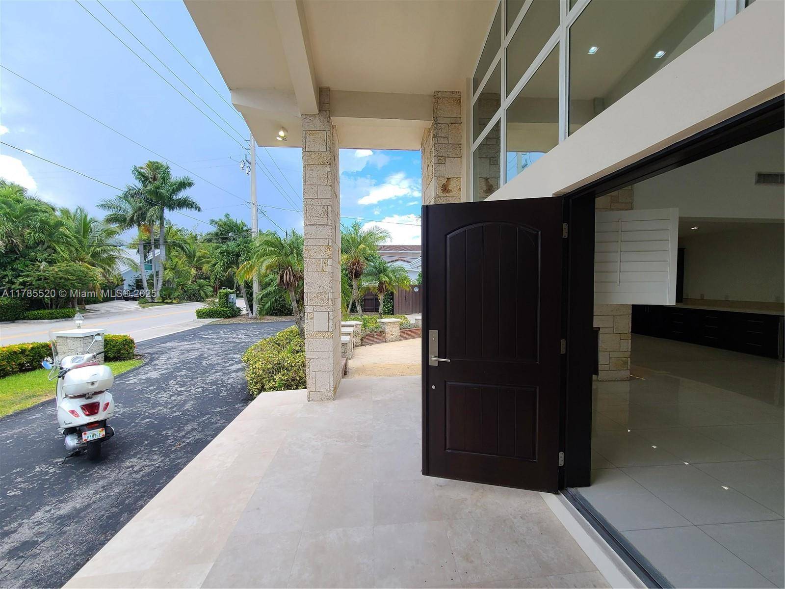 Bay Harbor Islands, FL 33154,9825 Broadview Ter