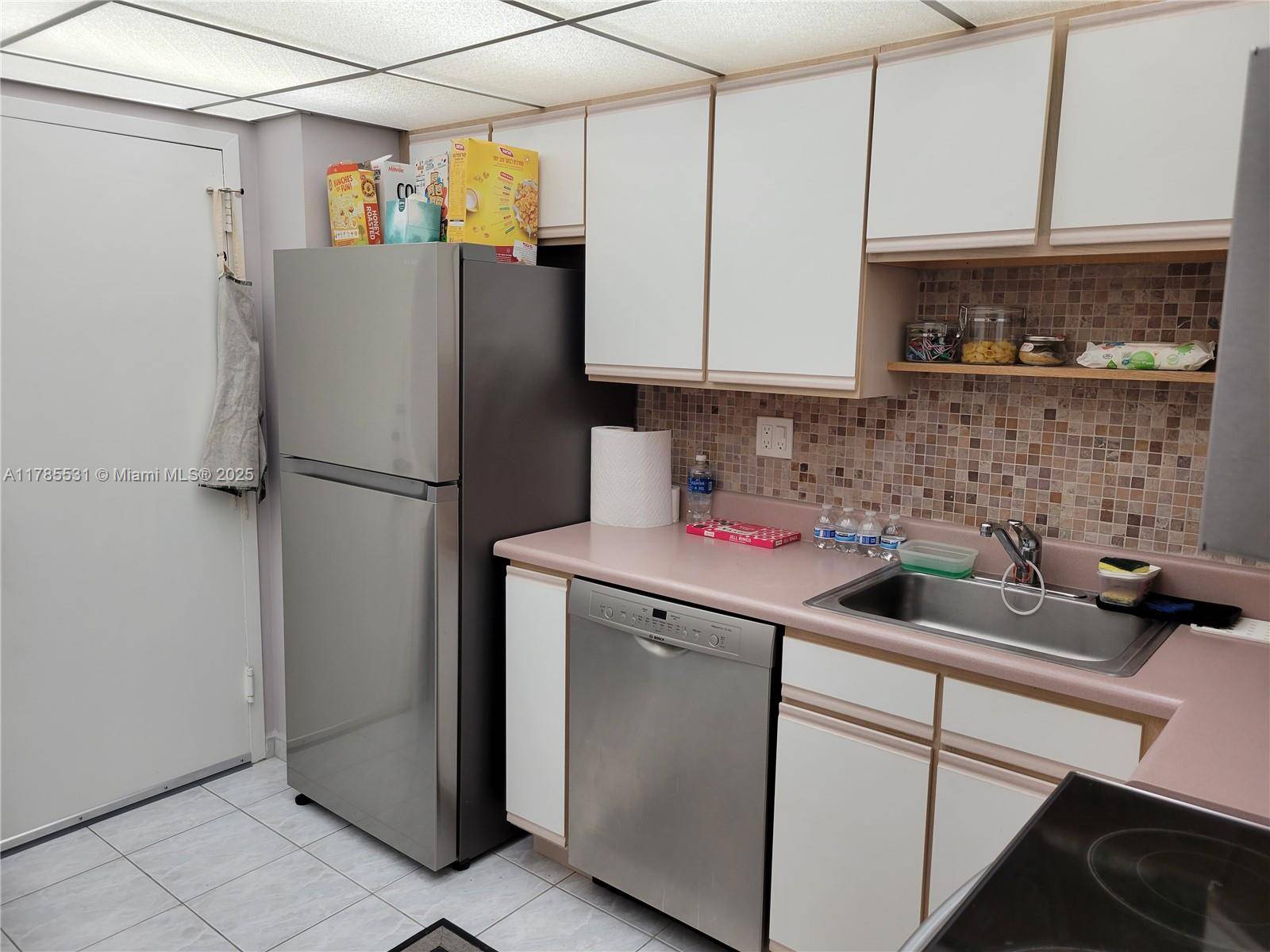 Sunny Isles Beach, FL 33160,251 174th St #1208