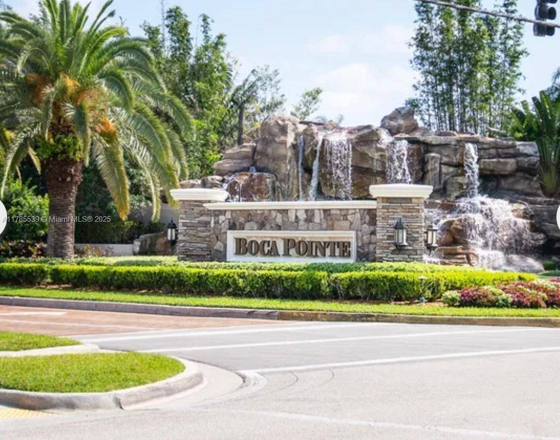 Boca Raton, FL 33433,6500 Via Regina #8
