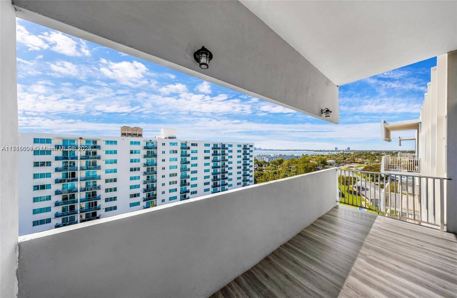 North Bay Village, FL 33141,7545 E Treasure Dr #10J