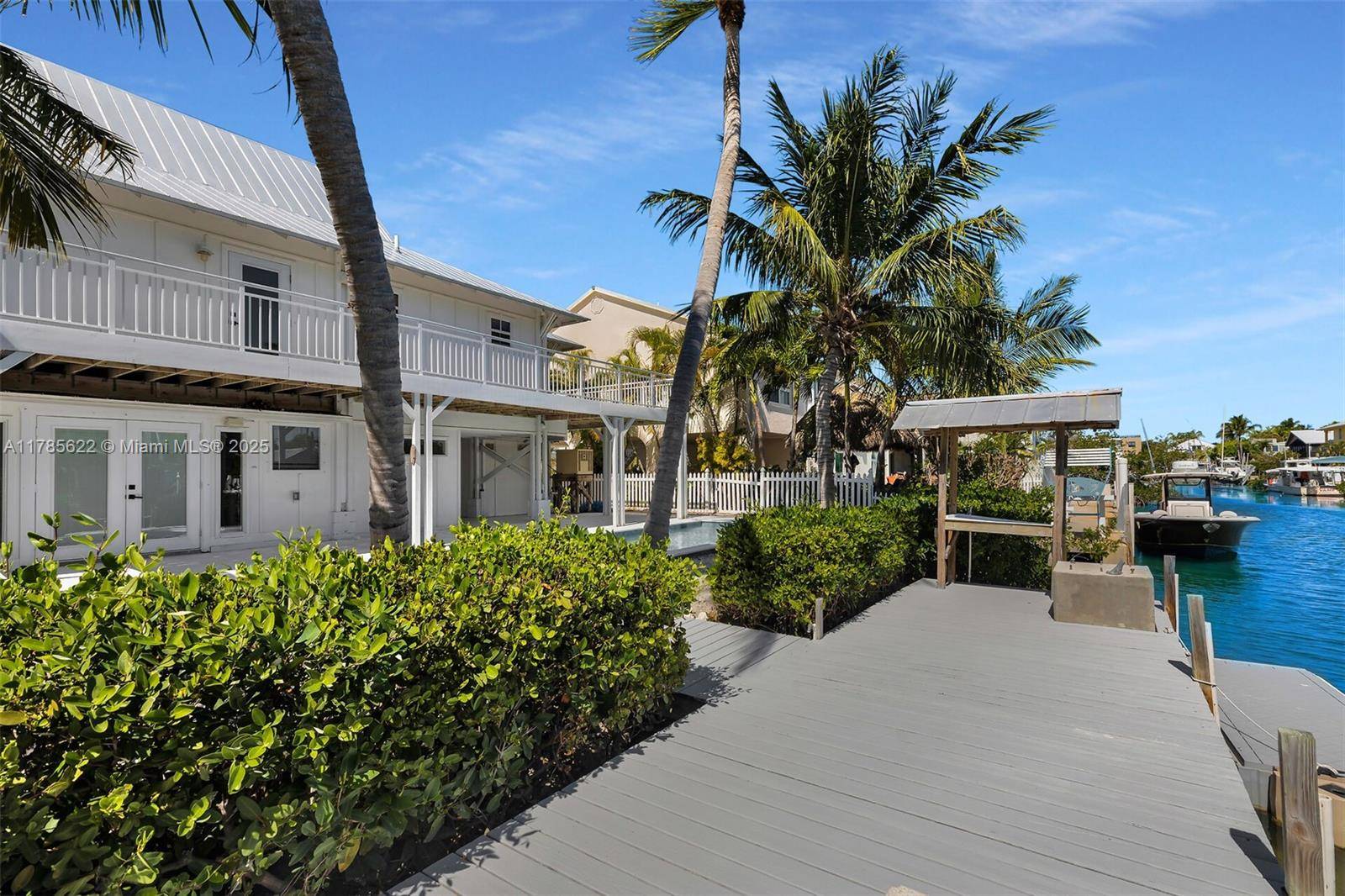 Islamorada, FL 33036,157 Venetian Dr