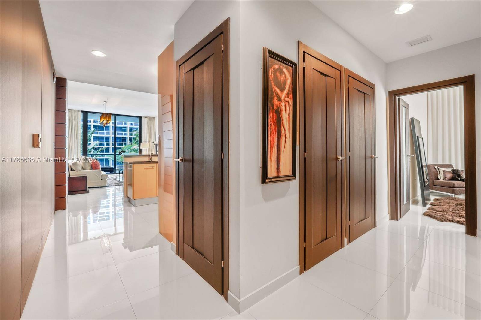 Miami Beach, FL 33141,6799 Collins Ave #302