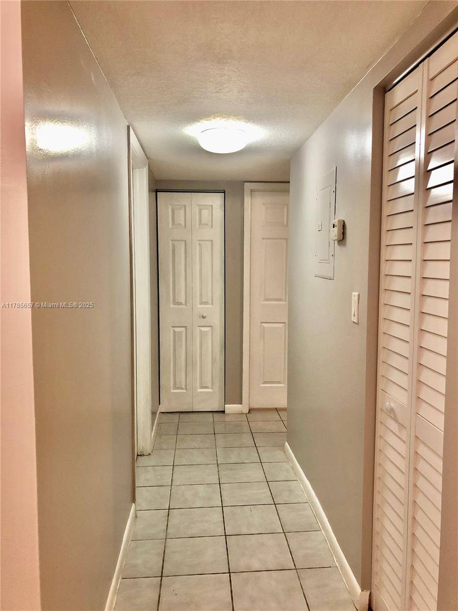 Tamarac, FL 33321,9753 W Mcnab Rd #112