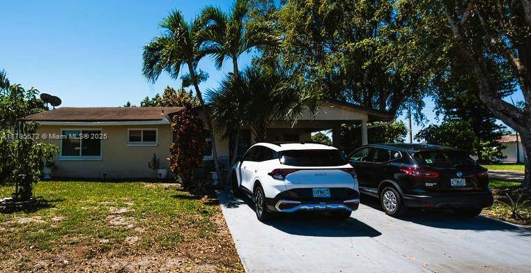 Tamarac, FL 33321,5723 NW 69th Ave