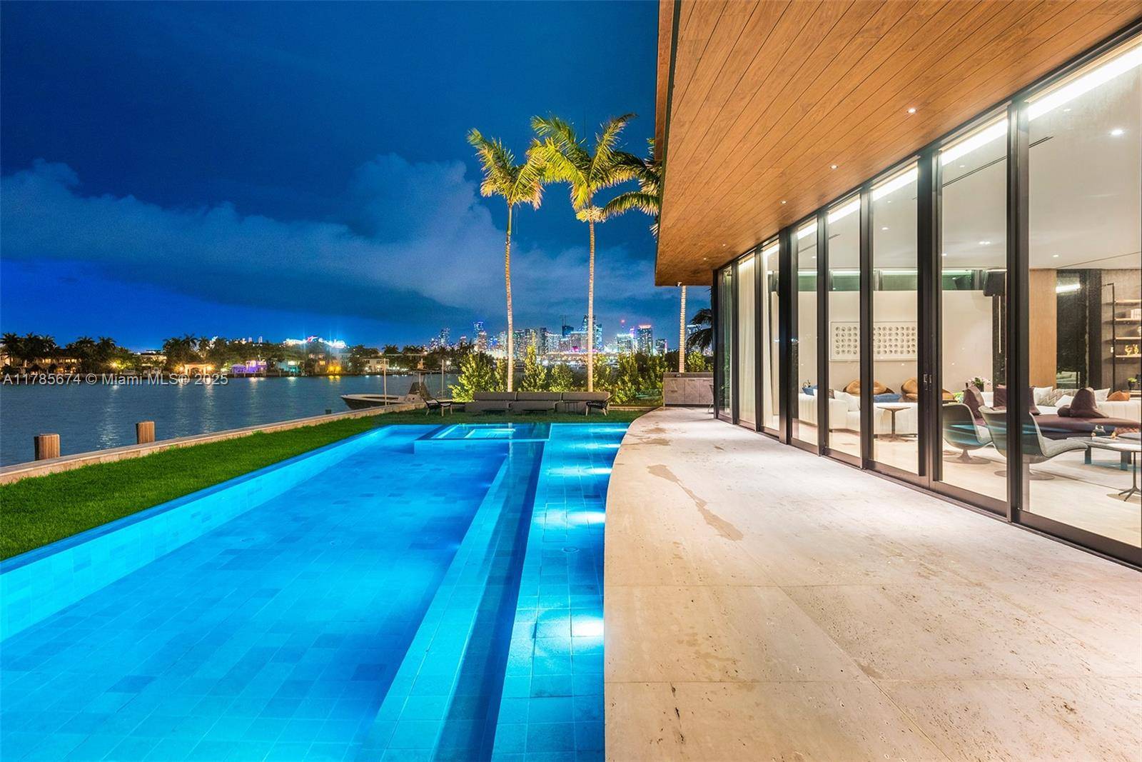 Miami Beach, FL 33139,15 E San Marino Dr