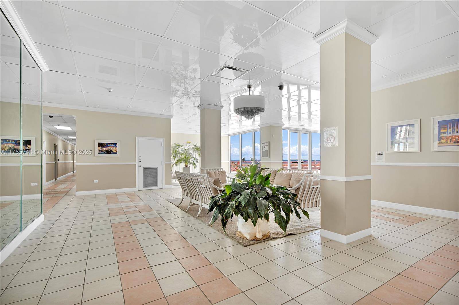 Miami Beach, FL 33141,7135 Collins Ave #702