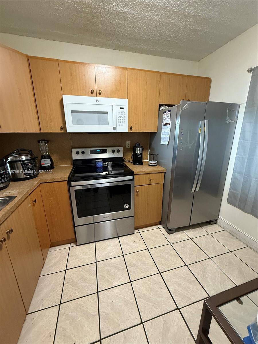 Miami, FL 33157,19805 SW 114th Ave #315