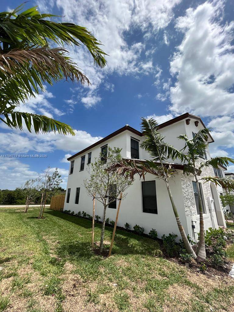 Miami, FL 33190,10025 SW 228th Ter #10025
