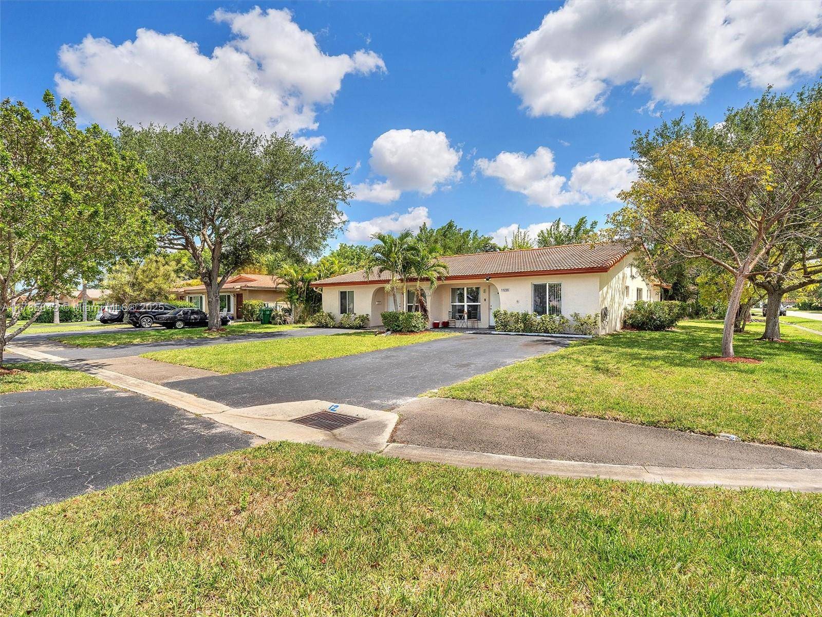Coral Springs, FL 33065,11220 NW 39th St
