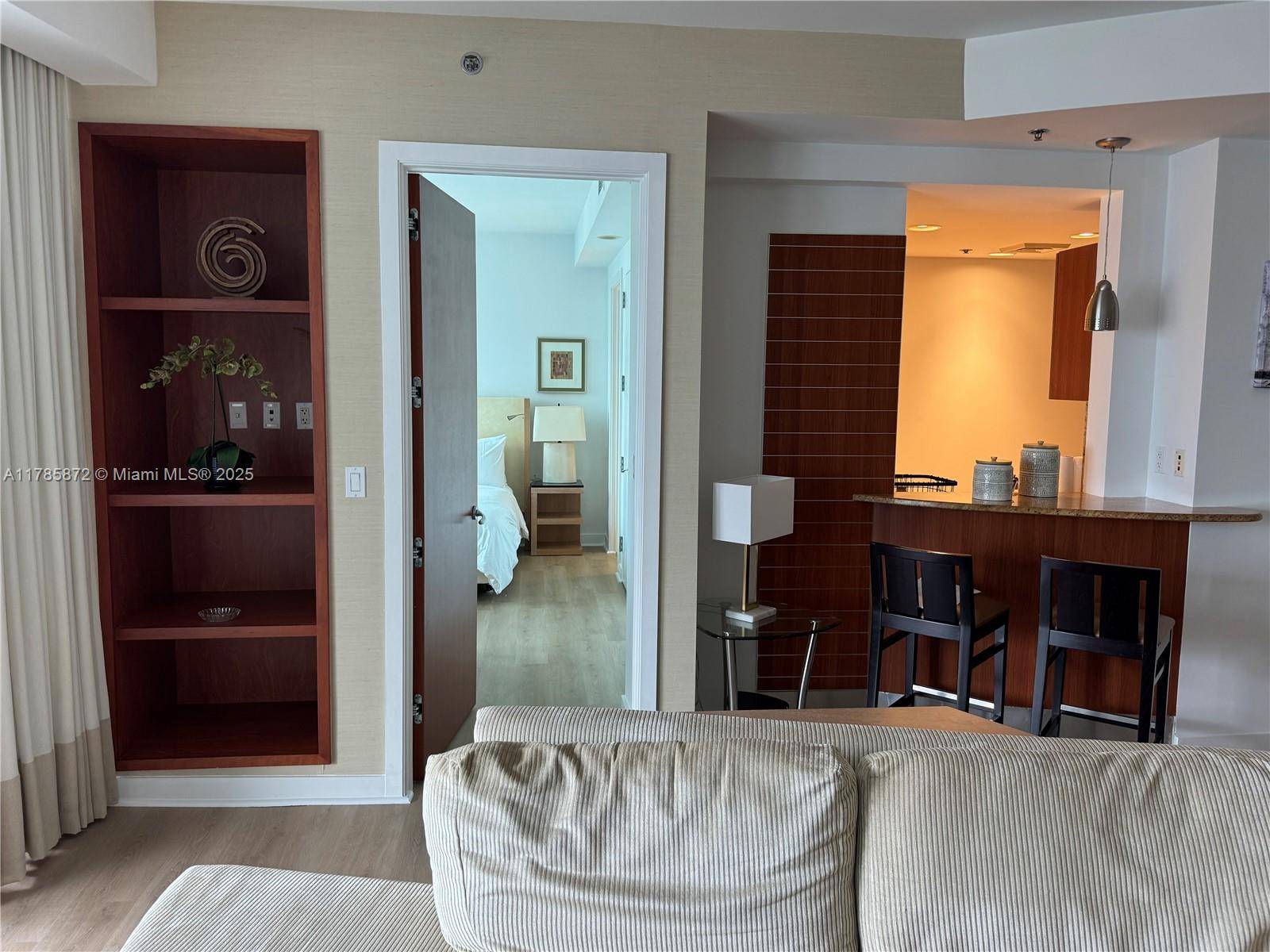 Miami, FL 33131,1395 W Brickell Ave #2813