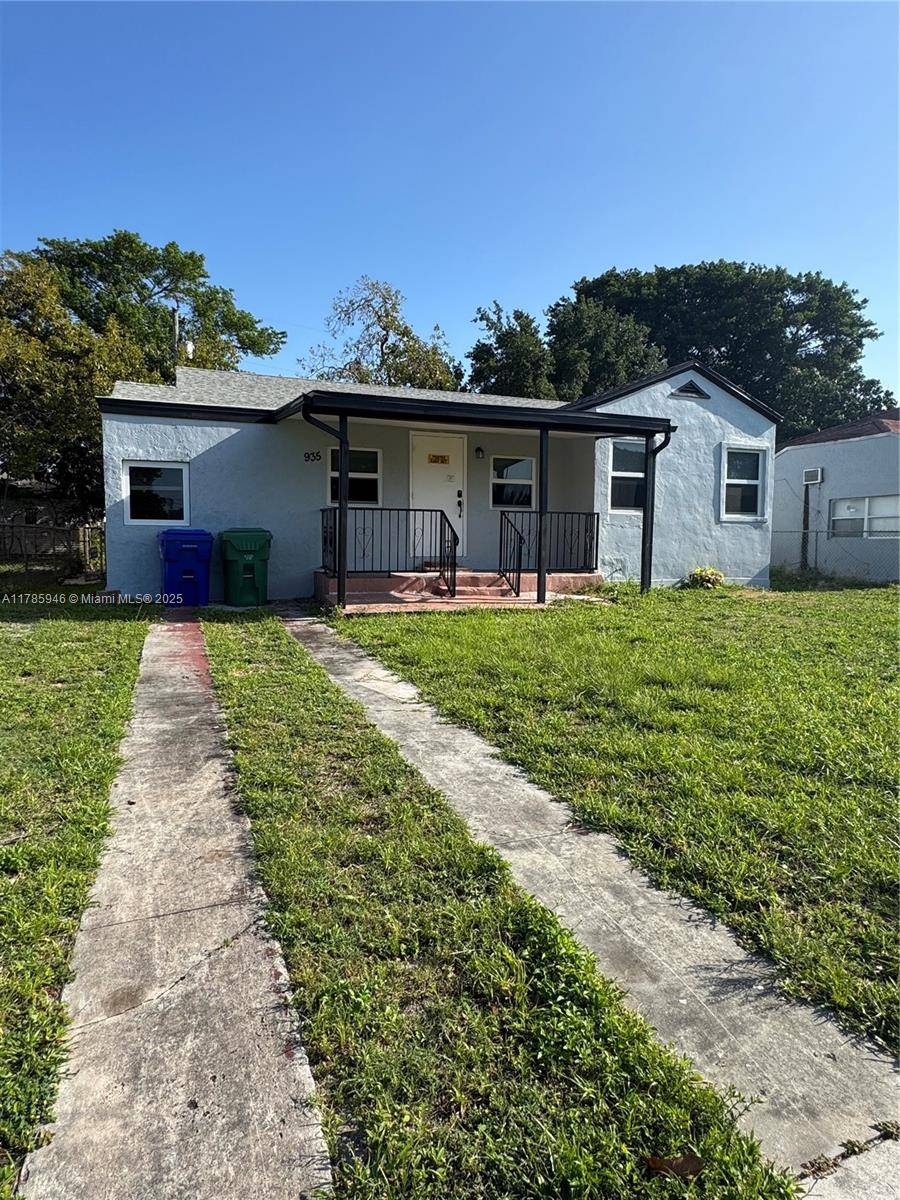 Miami, FL 33150,935 NW 65th St