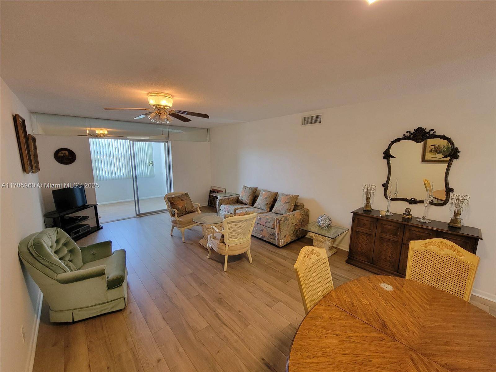 Boynton Beach, FL 33435,230 NE 26th Ave #2040