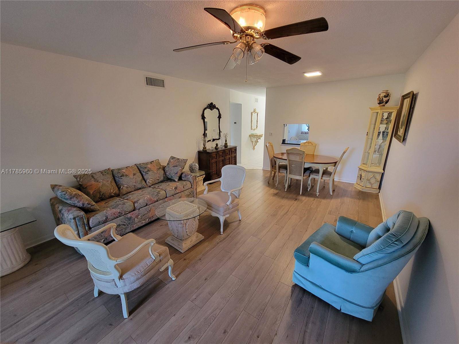 Boynton Beach, FL 33435,230 NE 26th Ave #2040